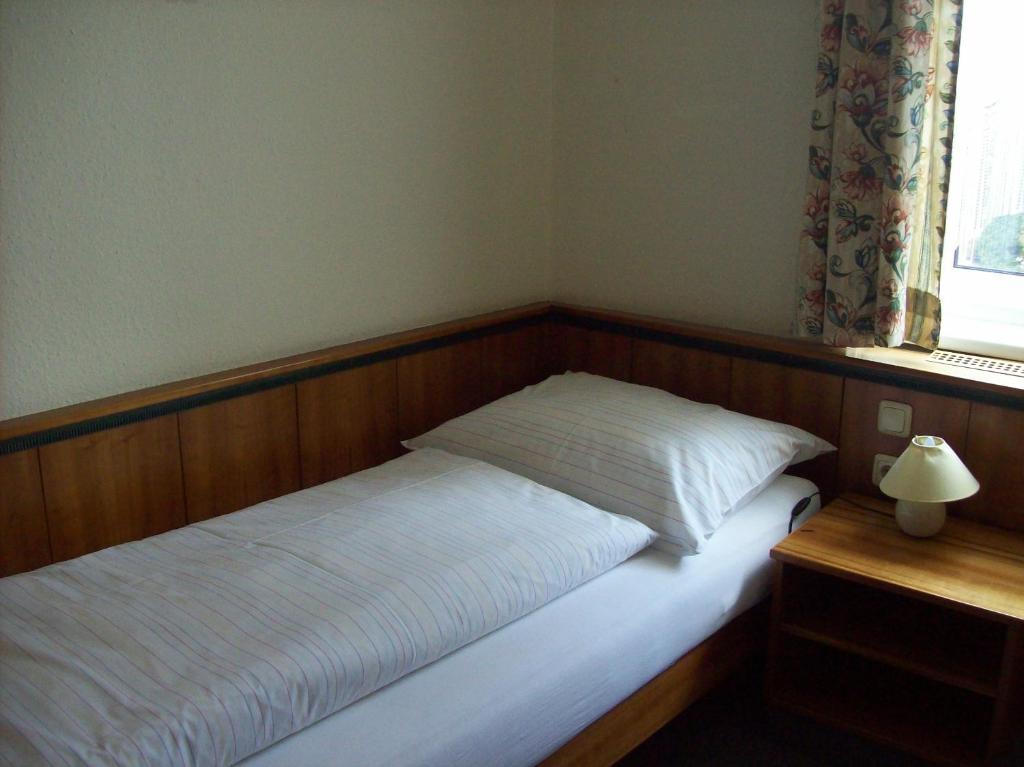 Hubertushof Fromwald Hotel Und Gasthof Bad Fischau Rum bild